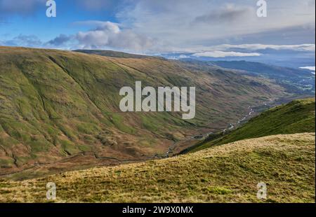 Rydal Beck visto da vicino a Great Rigg, vicino a Grasmere, Lake District, Cumbria Foto Stock