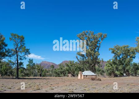 Wilpena Pound, Australia meridionale, Australia - 15 marzo 2018: Blacksmith's Cottage, Old Wilpena Station, stazione operativa fino al 1985 all'interno dell'Ikara-F. Foto Stock