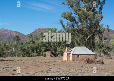 Wilpena Pound, Australia meridionale, Australia - 15 marzo 2018: Blacksmith's Cottage, Old Wilpena Station, stazione operativa fino al 1985 all'interno dell'Ikara-F. Foto Stock