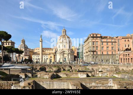 Roma Italia - fori imperiali, colonna di traiano, st. chiesa di maria di loreto, Foto Stock