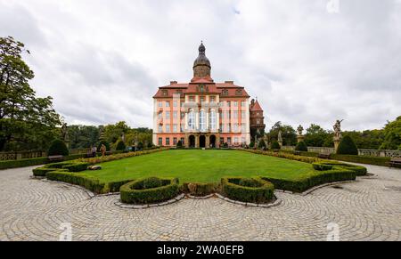 Schlesien Aussenansicht Schloss Fuerstenstein Zamek KsiÄÖÅ¼. Dias Schloss in WaÅbrzych Waldenburg ist das groesste Schloss Schlesiens. WaÅbrzych Schlesien Polen *** Slesia Vista esterna del castello di Fuerstenstein Zamek KsiÄÖÅ¼ il castello di WaÅbrzych Waldenburg è il più grande castello della Slesia WaÅbrzych Slesia Polonia Foto Stock