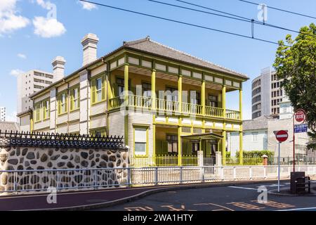 Dejima, edificio storico in legno su una piccola isola a Nagasaki, Giappone Foto Stock