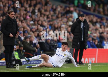 Leeds lunedì 1 gennaio 2024. Wayne Rooney, manager del Birmingham City, guarda Archie Gray del Leeds United durante il match per lo Sky Bet Championship tra Leeds United e Birmingham City a Elland Road, Leeds, lunedì 1 gennaio 2024. (Foto: Pat Isaacs | mi News) crediti: MI News & Sport /Alamy Live News Foto Stock