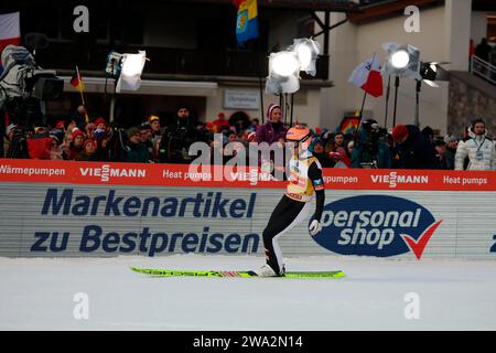 Garmisch Partenkirchen, Deutschland. 1 gennaio 2024. Stefan Kraft (Österreich/AUT) beim Neujahrsskispringen Garmisch-Partenkirchen Credit: dpa/Alamy Live News Foto Stock