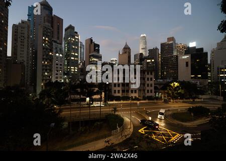 I piani medi sono una ricca area residenziale sull'Isola di Hong Kong a Hong Kong Foto Stock