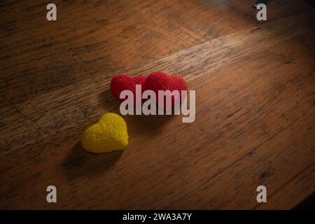 Sweet Love: Dolcetti a forma di cuore per San Valentino Foto Stock