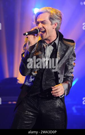 Milano Italia 2009-04-03: Morgan, Marco Castoldi, cantante italiano, durante lo spettacolo televisivo musicale “Scalo 76” Foto Stock