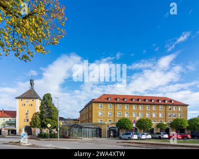 Laufen: Centro storico, porta Oberes Stadttor (Salzburger Tor), Castello di Laufen a Oberbayern, Berchtesgadener Land, alta Baviera, Bayern, Baviera Foto Stock