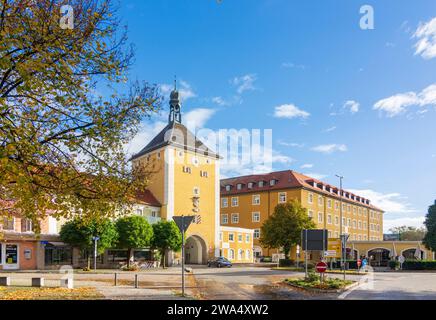 Laufen: Centro storico, porta Oberes Stadttor (Salzburger Tor), Castello di Laufen a Oberbayern, Berchtesgadener Land, alta Baviera, Bayern, Baviera Foto Stock