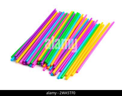 Colorato cannucce di plastica Foto stock - Alamy