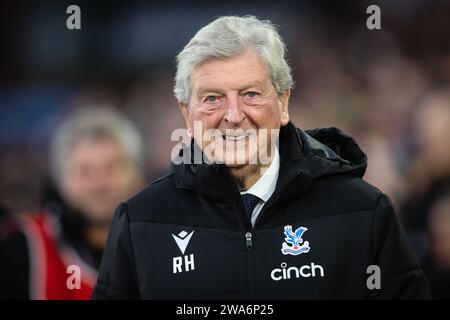 LONDRA, Regno Unito - 30 dicembre 2023: Il manager del Crystal Palace Roy Hodgson guarda avanti alla partita di Premier League tra Crystal Palace FC e Brentford FC Foto Stock