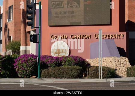 Phoenix, Arizona - 22 novembre 2023: La Grand Canyon University è la più grande università cristiana degli Stati Uniti. Foto Stock