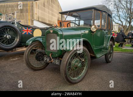 Austin Seven and Pre War Cars al Brooklands New Years Day Show, 2024 Foto Stock