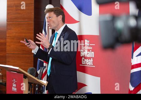 03/01/2024, Londra, Regno Unito. Leader di Reform UK, Richard Tice è visto parlare come una conferenza stampa a Victoria, nel centro di Londra, mentre lui annoia Foto Stock