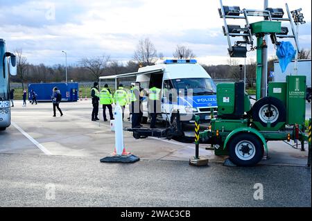 Neujahrsbesuch - Innenminister Armin Schuster informiert sich an der Grenze über die Kontrollen, Bundespolizeiinspektion Ludwigsdorf, an der Autobahn Foto Stock