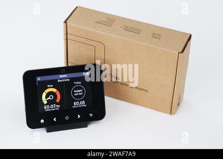 Modern Smart Electricity Meter Installed To A UK Home 4 Gennaio 2024   Modern Smart Electricity Meter Installed To A Uk Home 4 Gennaio 2024 Foto Di Antony Thompson Thousand Word Media Ltd Thousand Word Media Ltd 2024 2waf7a9 