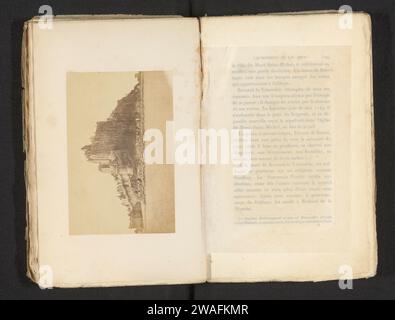 Vista di Mont Saint-Michel, Anonimo, c. 1866 - nel o prima del 1876 fotografare l'isola di stampa di albumi della bassa Normandia. Vista sulla città in generale; veduta Mont Saint Michel Foto Stock