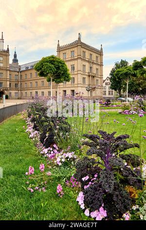 Castello di Ehrenburg nel parco Schlossplatz nella città di Coburgo, Baviera, Germania Foto Stock