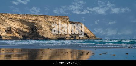 Taqah, salalah- 12 dicembre 2023: VISTA della spiaggia di taqah a salalah, Taqah è una provincia e una città costiera nel governatorato di Dhofar, nel sud-ovest dell'Oman Foto Stock