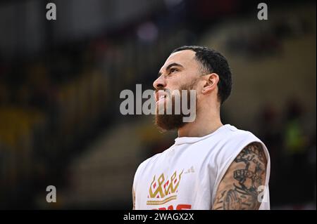 Pireo, Grecia. 4 gennaio 2024. 55 Mike James di AS Monaco durante l'Eurolega, Round 19, partita tra Olympiacos Pireo e AS Monaco al Peace & Friendship Stadium il 4 gennaio 2024, al Pireo, Grecia credito: Independent Photo Agency/Alamy Live News Foto Stock