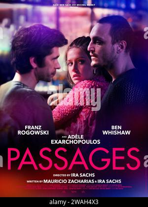 Passages (2023) diretto da Ira Sachs e interpretato da Franz Rogowski, Ben Whishaw e Adèle Exarchopoulos. Il matrimonio di una coppia gay viene messo in crisi quando uno di loro inizia impulsivamente una relazione appassionata con una giovane donna. Poster internazionale a foglio unico ***SOLO PER USO EDITORIALE***. Credito: Distribuzione BFA/SBS Foto Stock