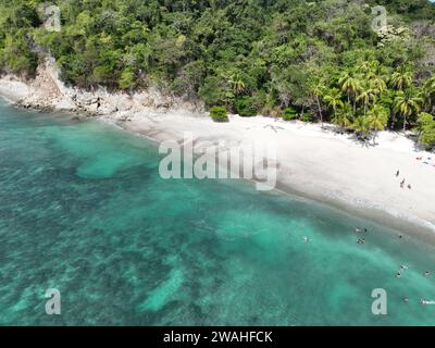 Immortalando lo splendore della costa: Splendide foto di Playa Quesera, la tranquilla bellezza del mare della Costa Rica Foto Stock