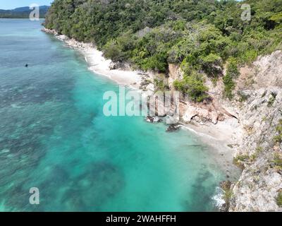 Immortalando lo splendore della costa: Splendide foto di Playa Quesera, la tranquilla bellezza del mare della Costa Rica Foto Stock