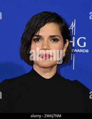 Palm Springs, Stati Uniti. 4 gennaio 2024. America Ferrera arriva al Palm Springs International Film Festival Film Awards 2024 tenutosi al Palm Springs Convention Center il 4 gennaio 2024 a Palm Springs, CALIFORNIA. © Tammie Arroyo/AFF-USA.com credito: AFF/Alamy Live News Foto Stock