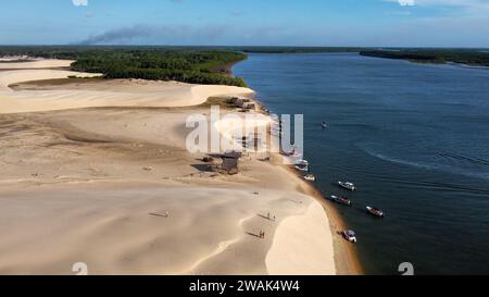 Dune di sabbia sul delta del Parnàiba in Brasile. Foto Stock