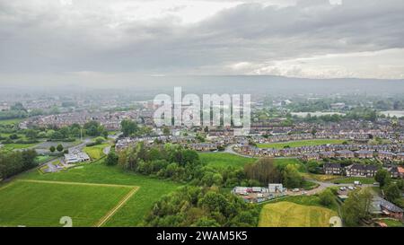 Vedute aeree sulla residenziale Wrexham, Galles del Nord: Phillip Roberts Foto Stock