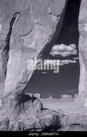 Teardrop Arch, Monument Valley, Arizona Foto Stock