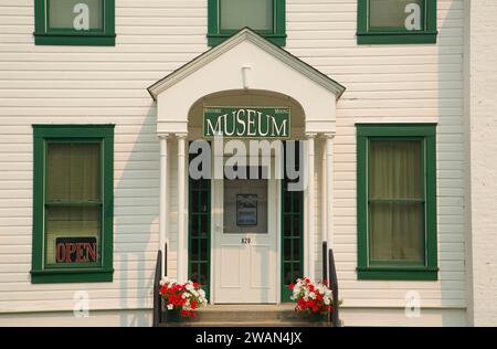 Porta d'ingresso, museo delle miniere e dello scioglimento della contea di Shoshone presso lo staff House, Kellogg, Idaho Foto Stock