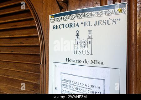 Merida Mexico, il centro storico, il terzo ordine di Gesù, la chiesa Iglesia de Rectoria, Calle 60, programma delle messe, all'interno dell'interi Foto Stock