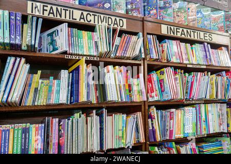 Merida Mexico, centro storico, libreria libri, libreria per bambini Dante Olimpo, interni interni interni, negozio di negozi Foto Stock