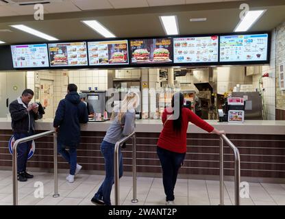 VALENCIA, SPAGNA - 22 MARZO 2016. Ristorante Burger King a Valencia Foto Stock