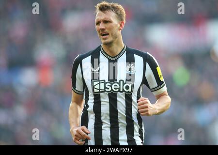 Sunderland sabato 6 gennaio 2024. Dan Burn del Newcastle United durante la partita di fa Cup del terzo turno tra Sunderland e Newcastle United allo Stadium of Light, Sunderland, sabato 6 gennaio 2024. (Foto: Michael driver | mi News) crediti: MI News & Sport /Alamy Live News Foto Stock