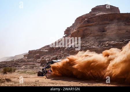 405 VAYSSADE Florent (fra), REY Nicolas (fra), Sébastien Loeb Racing - Bardahl Team, Polaris RZR Pro R, FIA SSV, azione durante la fase 1 della Dakar 2024 il 6 gennaio 2024 tra al-Ula e al Henakiyah, Arabia Saudita - foto Florent Gooden / DPPI Foto Stock