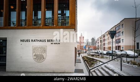 Bernau im Landkreis Barnim, Bundesland Brandenburg: Neues Rathaus - 06.01.2024 Brandenburg *** Bernau nel distretto di Barnim, Stato federale di Brandeburgo nuovo Municipio 06 01 2024 Brandenburg Foto Stock