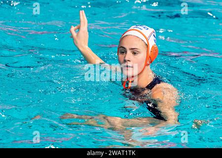 Eindhoven, Paesi Bassi. 6 gennaio 2024. EINDHOVEN, PAESI BASSI - 6 GENNAIO: Brigitte Sleeking dei Paesi Bassi durante la partita dei Campionati europei di pallanuoto femminile 2024 tra Paesi Bassi e Ungheria a Pieter van den Hoogenband Zwemstadion il 6 gennaio 2024 a Eindhoven, Paesi Bassi. (Foto di Joris Verwijst/Agenzia BSR) credito: Agenzia BSR/Alamy Live News Foto Stock