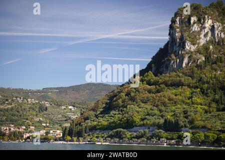 Vista su la Rocca di Garda, Italia Foto Stock