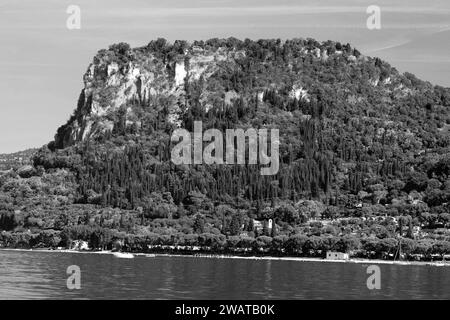 Vista su la Rocca di Garda, Italia Foto Stock