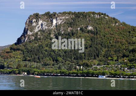 Vista su la Rocca di Garda, Italia Foto Stock