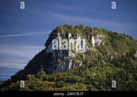 Vista su la Rocca di Garda, Italia Foto Stock