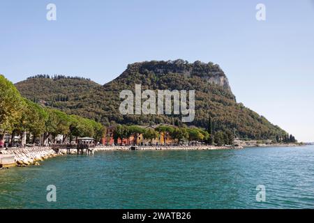 Vista su la Rocca di Garda, Italia Foto Stock