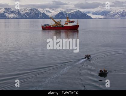 Rompighiaccio RRS Ernest Shackleton nel passaggio a nord-ovest Foto Stock