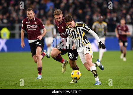 Kenan Yildiz (Juventus), Matteo Lovato (US Salernitana) stanno giocando durante il match di Coppa Italia tra Juventus FC e US Salernitana all'Allianz sta Foto Stock