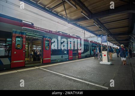 Ginevra, Svizzera - 8 settembre 2023: Stazione ferroviaria di Ginevra Cornavin la principale stazione FFS di Ginevra in Svizzera Foto Stock