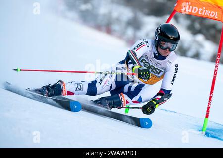 Alta Badia, Italia 17 dicembre 2023. SKOREPA Jan (CZE) gareggia nella Coppa del mondo di sci alpino Audi Fis 2023-24 Slalom gigante maschile sulla Gran Risa Co Foto Stock