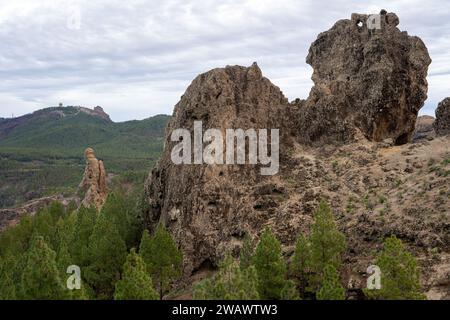 Vista panoramica dalla roccia vulcanica di Roque Nublo sull'isola di Gran Canaria, Spagna Foto Stock