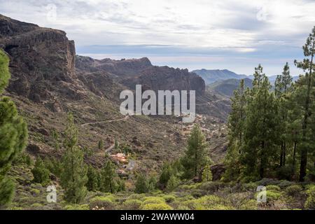 Vista panoramica dalla roccia vulcanica di Roque Nublo sull'isola di Gran Canaria, Spagna Foto Stock